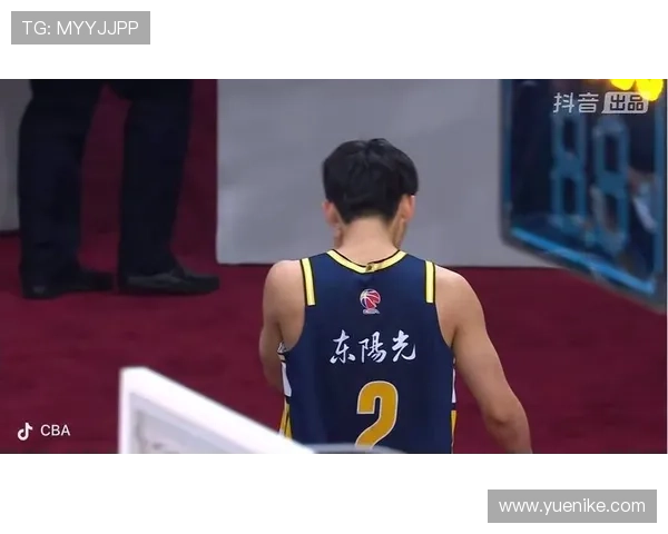 郭昊文空砍42分徐杰伤退球队遗憾告负