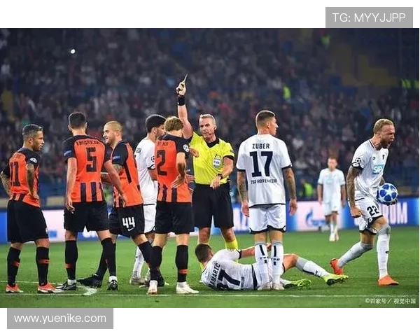 伯恩利一月转会愿望与阵容挑战分析