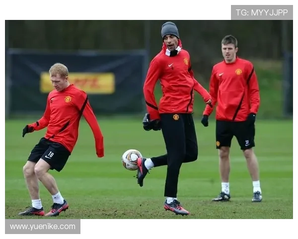 卡里克再邀罗布森亲临卡灵顿训练