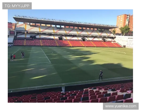 巴列卡斯风暴：伊西遭辱警确认科贝尼奥身份